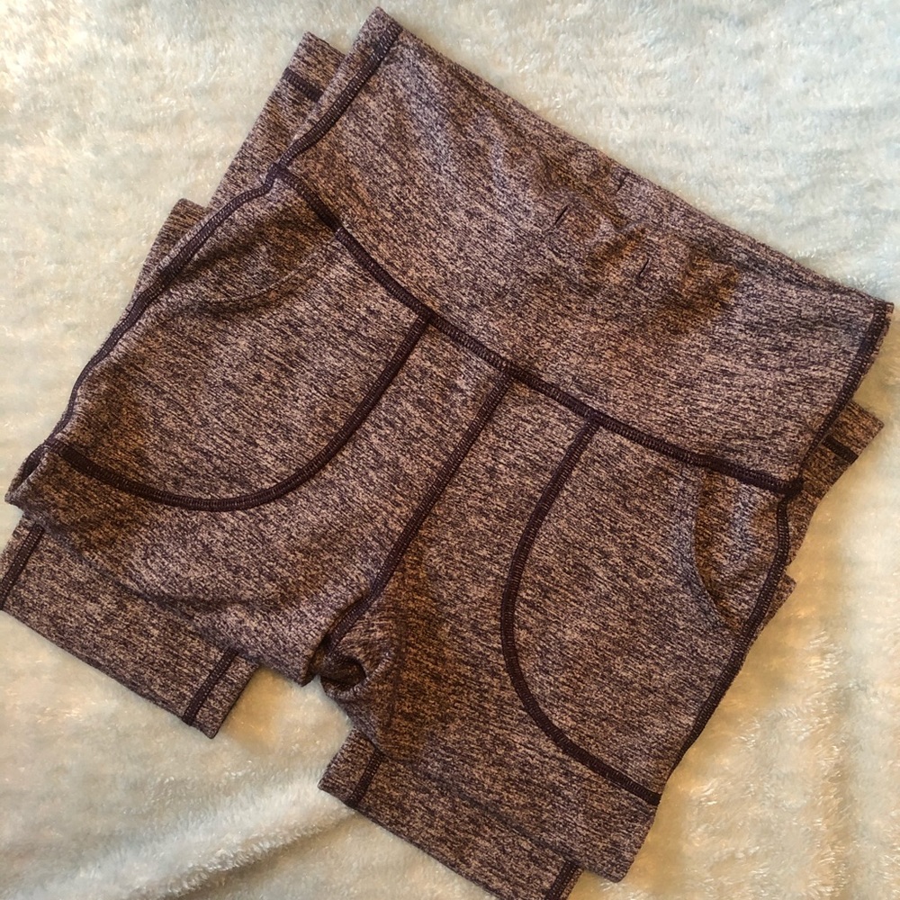 Lululemon size 4 (long) legging